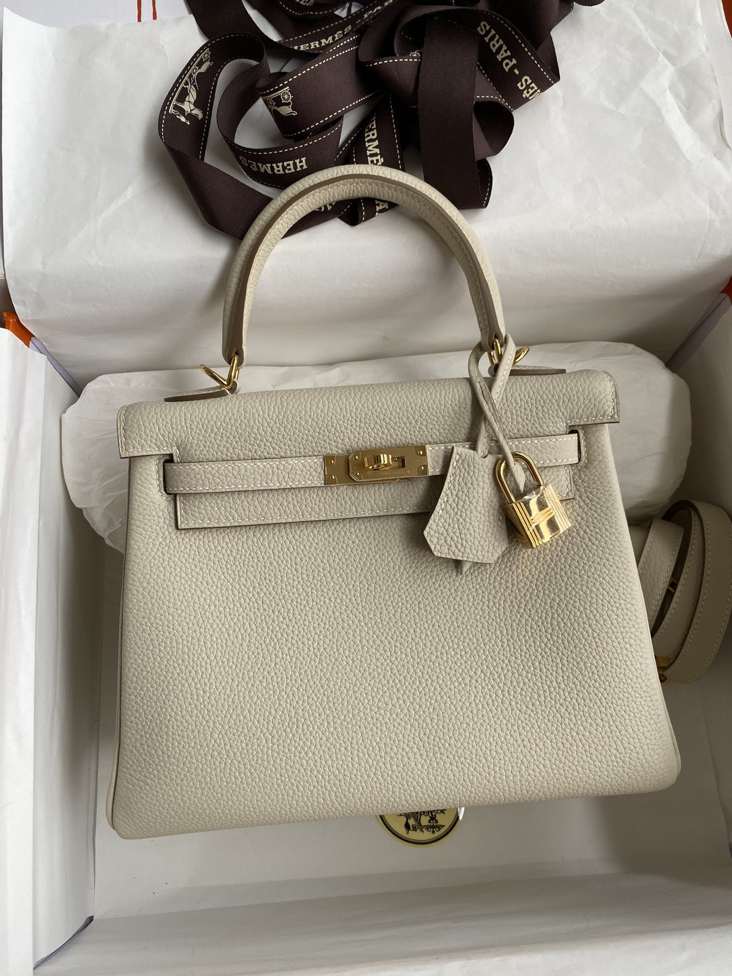 Hermes Kelly 25cm Handbag Shoulder Bag in White Togo Leather